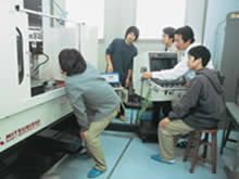 機械工作・設計 森山教授